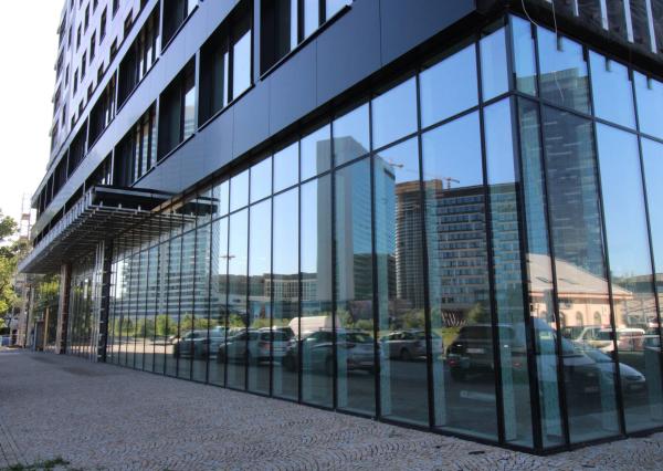 DOWNTOWN Luxusne zariadený 2 izbový byt