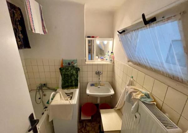 Veľkometrážny 2 izbový byt v centre mesta