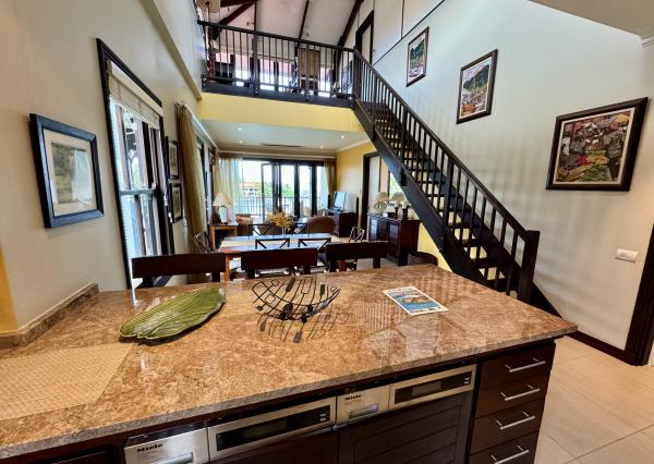 SEYCHELY / MAHÉ / Eden Island / LOFT APARTMÁN s terasou a výhľadom na oceán *