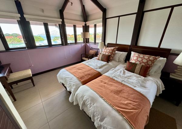 SEYCHELY / MAHÉ / Eden Island / LOFT APARTMÁN s terasou a výhľadom na oceán *