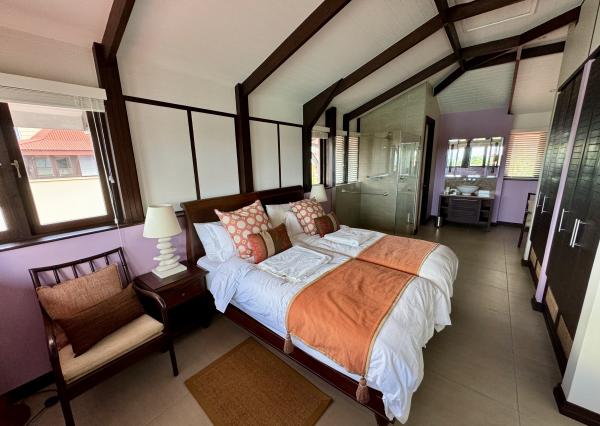 SEYCHELY / MAHÉ / Eden Island / LOFT APARTMÁN s terasou a výhľadom na oceán *