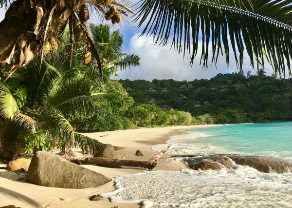 SEYCHELY / MAHÉ / Eden Island / LOFT APARTMÁN s terasou a výhľadom na oceán *