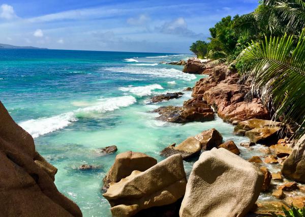 SEYCHELY / MAHÉ / Eden Island / LOFT APARTMÁN s terasou a výhľadom na oceán *