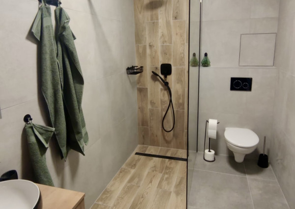 Rača Centrum - Veľký 2 izbový byt s garážou / Novostavba