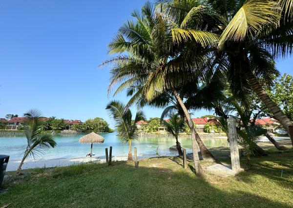 SEYCHELY / MAHÉ / Eden Island / LOFT APARTMÁN s terasou a výhľadom na oceán